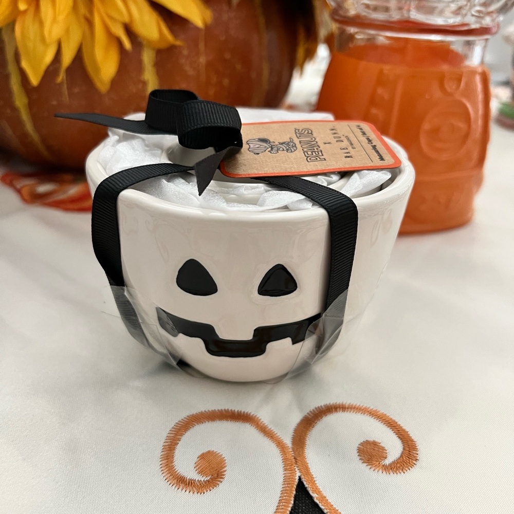 Rae dunn halloween peanuts measuring cups